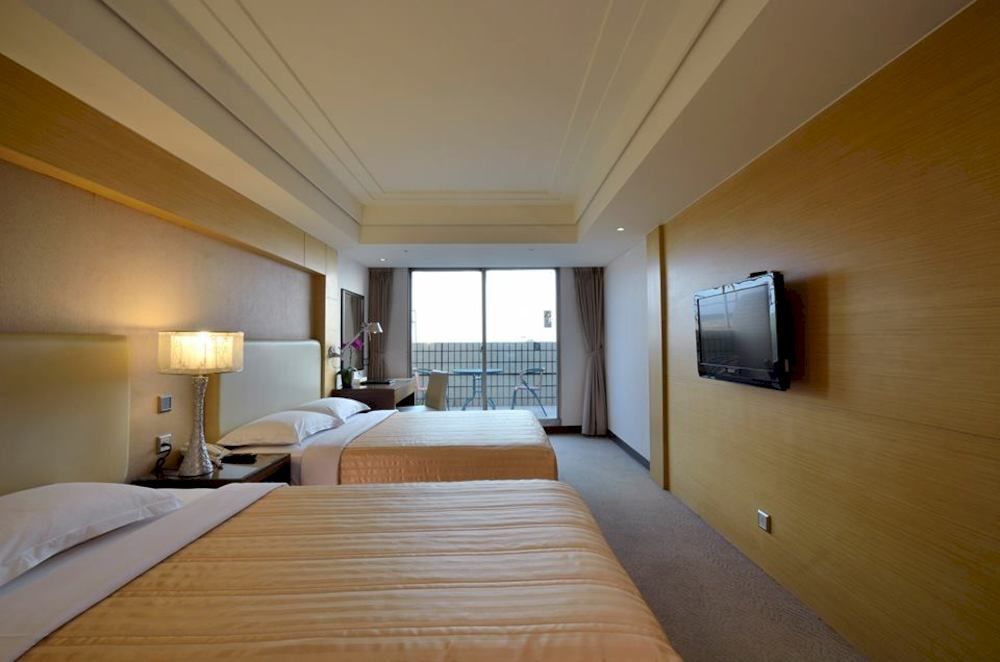 Ever Delightful Business Hotel Città di Chiayi Esterno foto