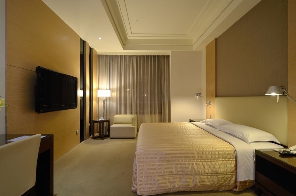 Ever Delightful Business Hotel Città di Chiayi Esterno foto