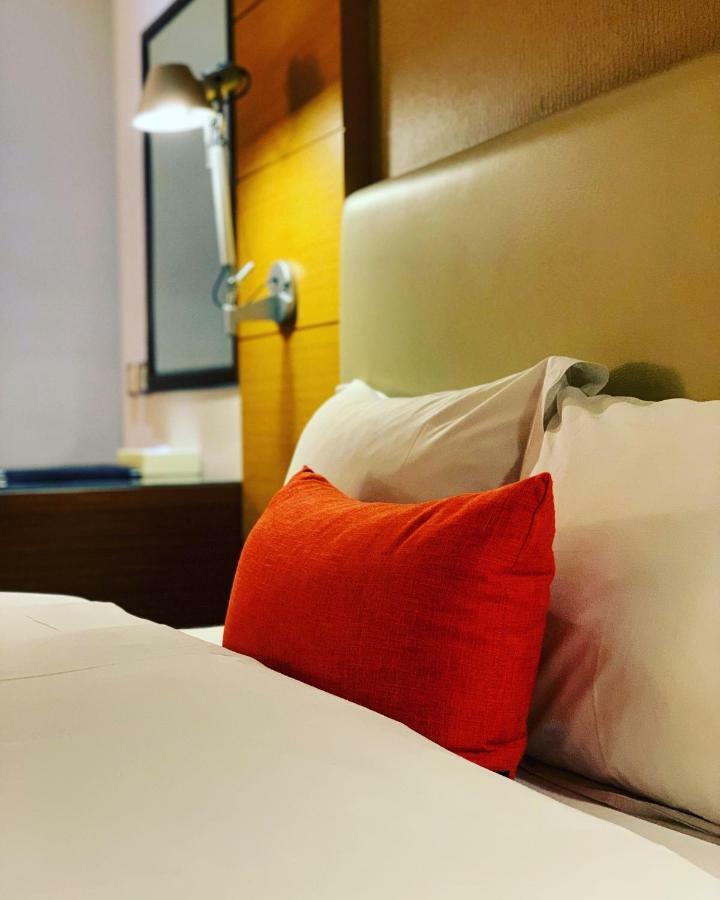 Ever Delightful Business Hotel Città di Chiayi Esterno foto