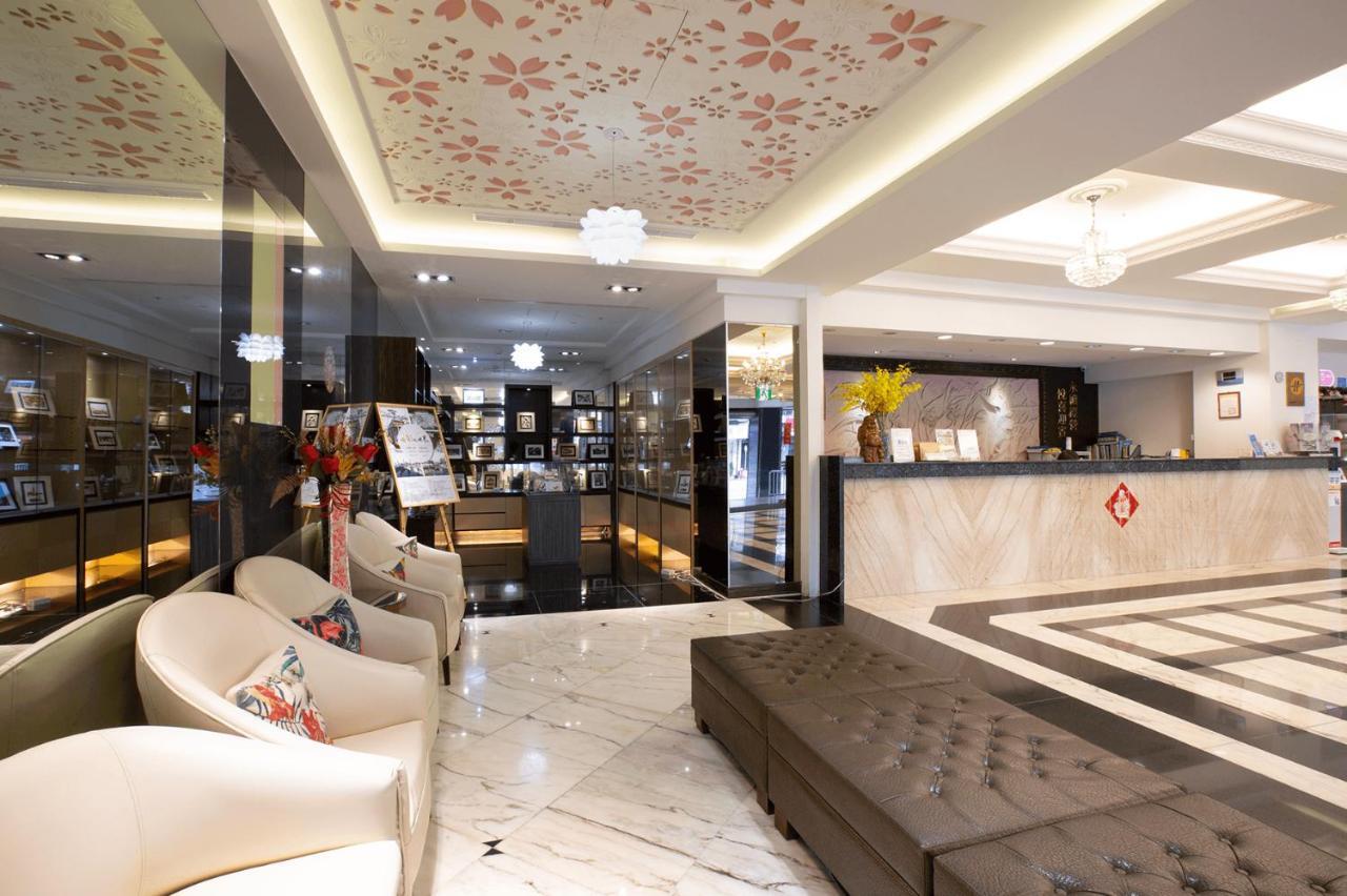 Ever Delightful Business Hotel Città di Chiayi Esterno foto