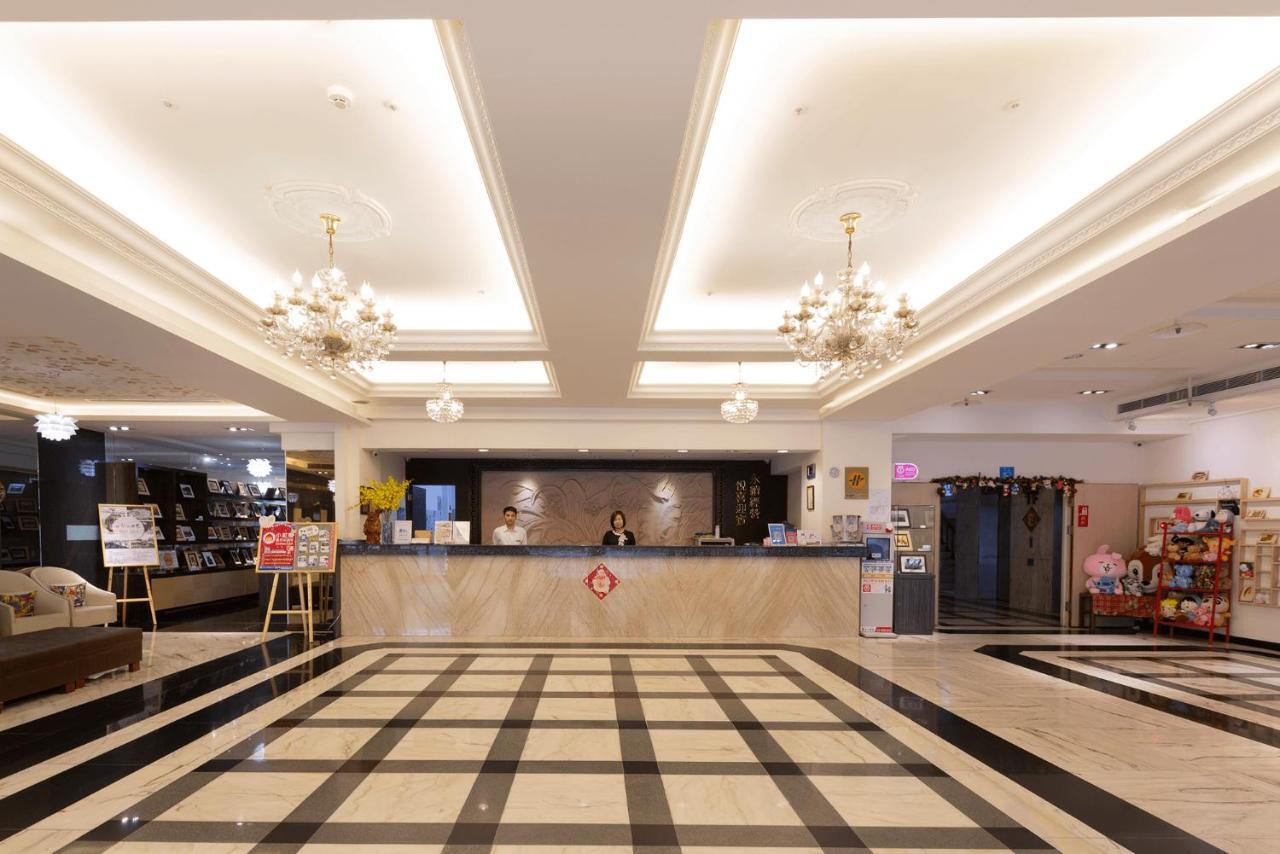 Ever Delightful Business Hotel Città di Chiayi Esterno foto