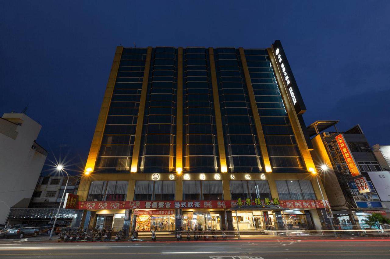 Ever Delightful Business Hotel Città di Chiayi Esterno foto